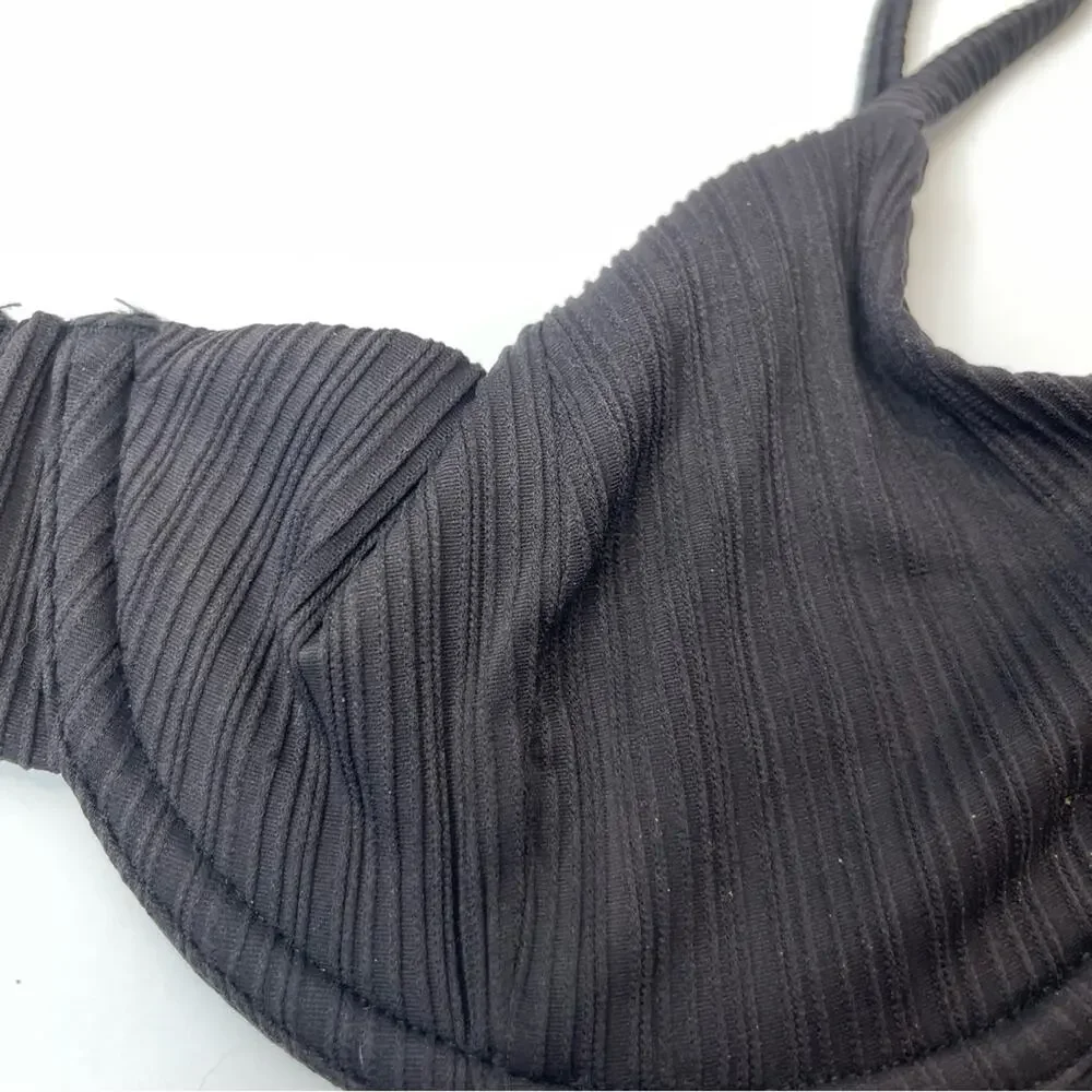 Frankies Bikinis X Madewell Pam Plissé Bikini Top Black Ribbed